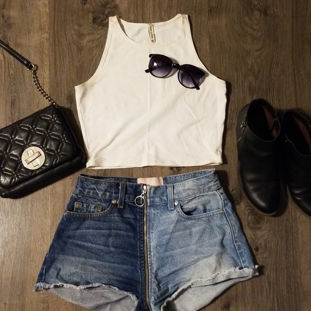 LF emma and sam cropped top